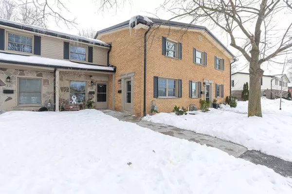 16 Guildwood WALK, Middlesex, ON N6H 3X2