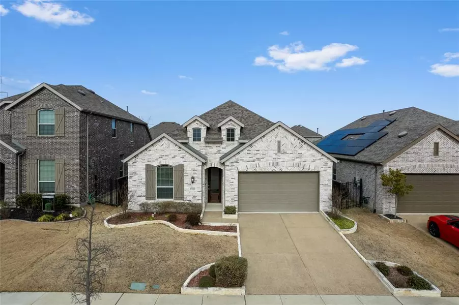 1736 Journey Forth Trail, St. Paul, TX 75098