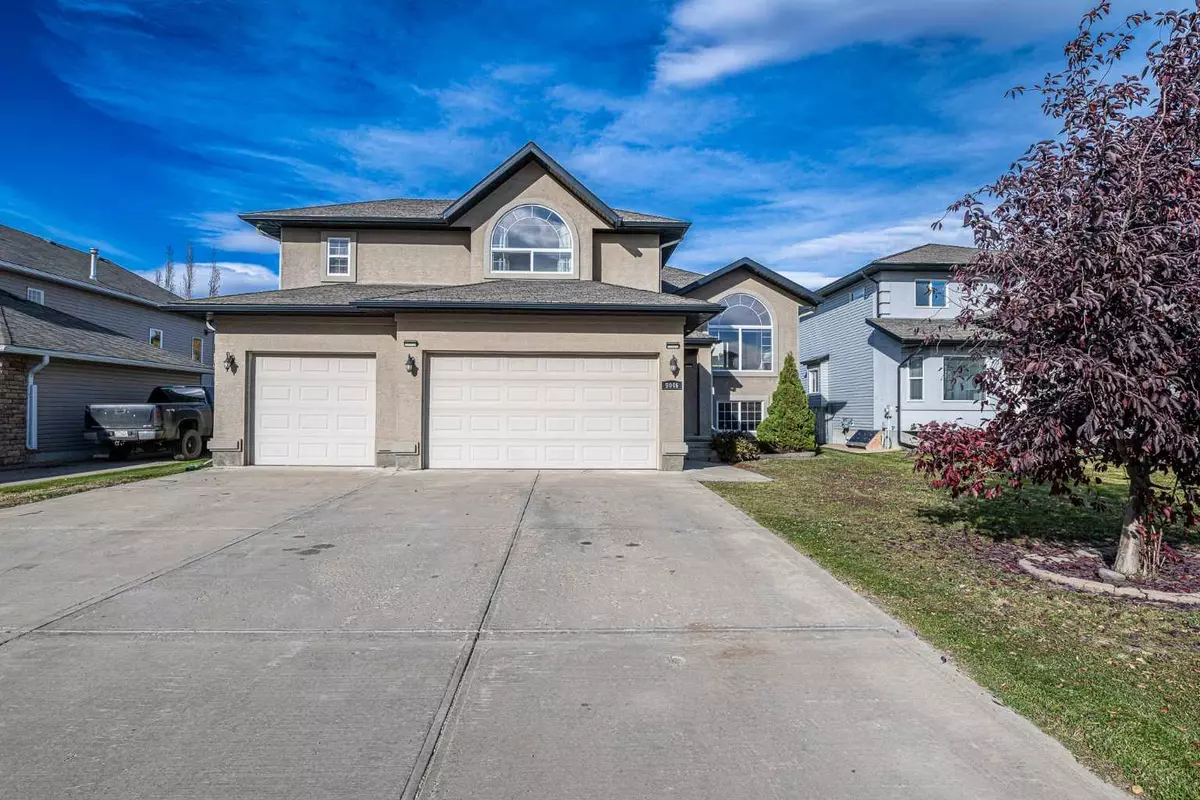 Grande Prairie, AB T8X 8C8,9046 Lakeshore DR