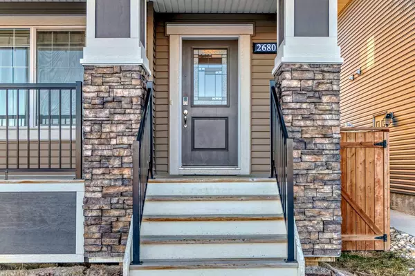 Airdrie, AB T4A 0W4,2680 Kings Heights Gate