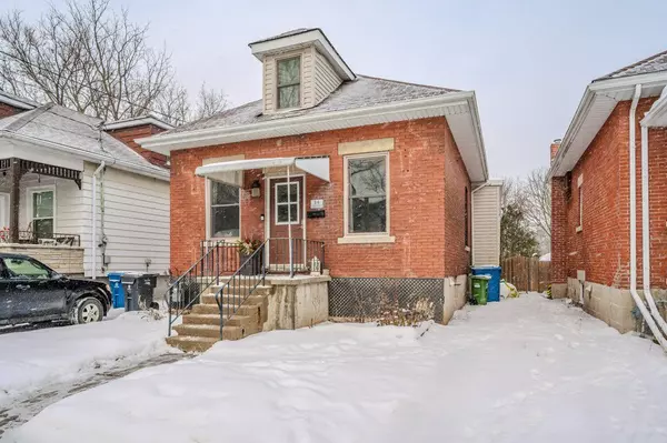 Wellington, ON N1E 5M2,14 Morris ST