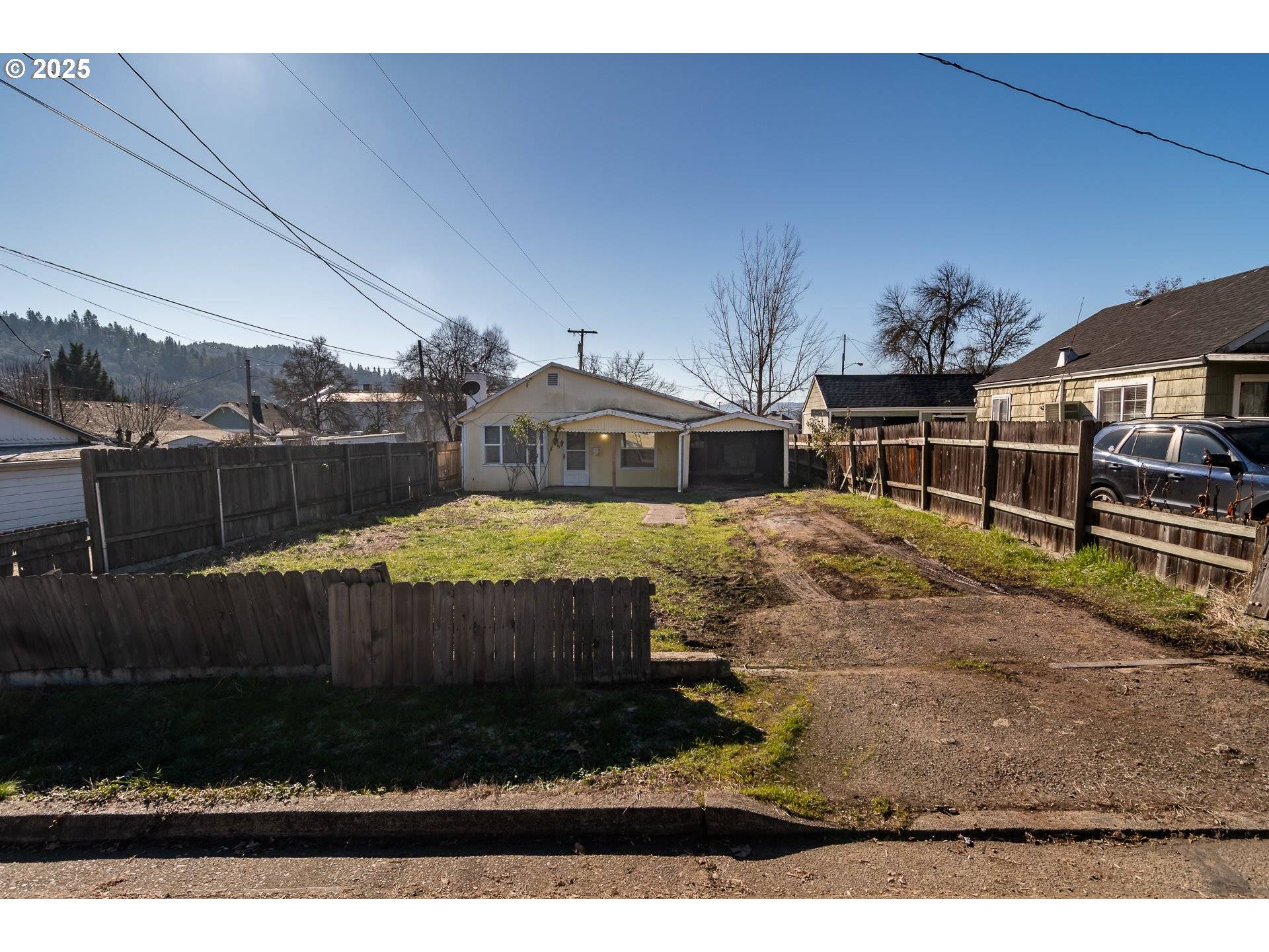 Roseburg, OR 97470,1235 NE FREEMONT AVE