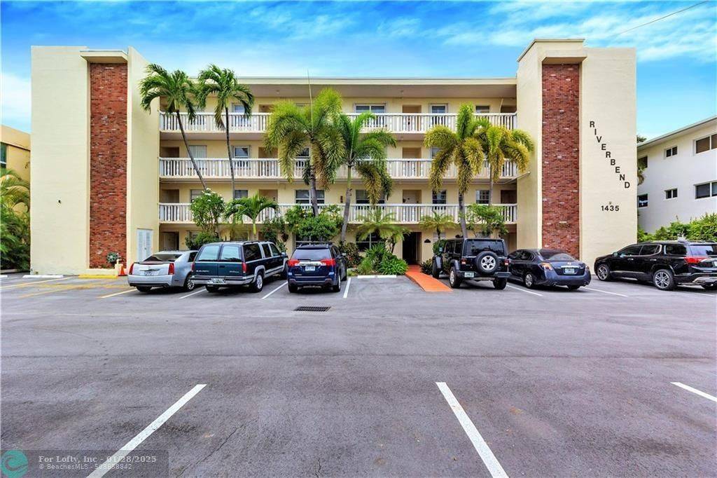 Fort Lauderdale, FL 33316,1435 SE 15th St  #202