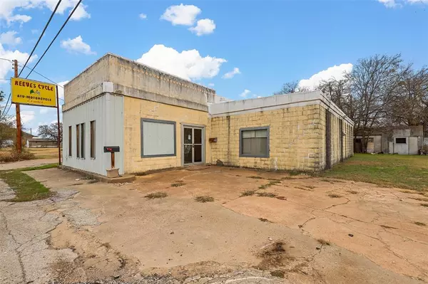 Mineral Wells, TX 76067,1119 W Hubbard Street