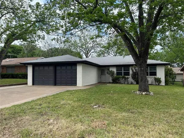 Hurst, TX 76053,616 Oak Drive