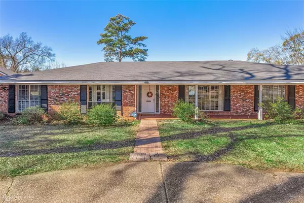 2408 Lakecrest Drive, Shreveport, LA 71109