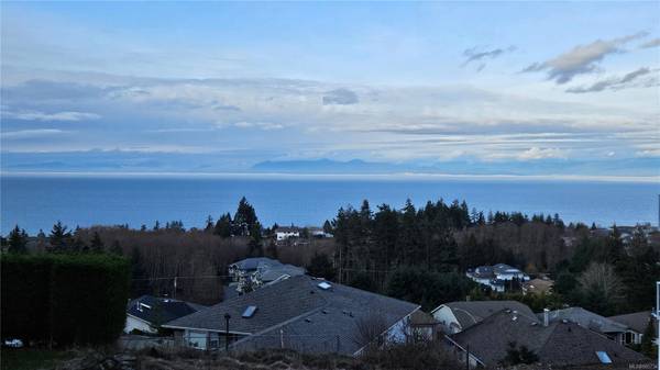 5230 Laguna Way, Nanaimo, BC V9T 5L7