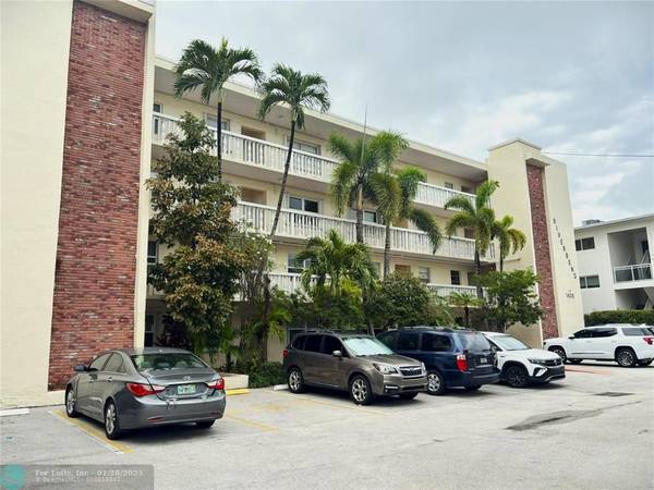 Fort Lauderdale, FL 33316,1435 SE 15th St  #202