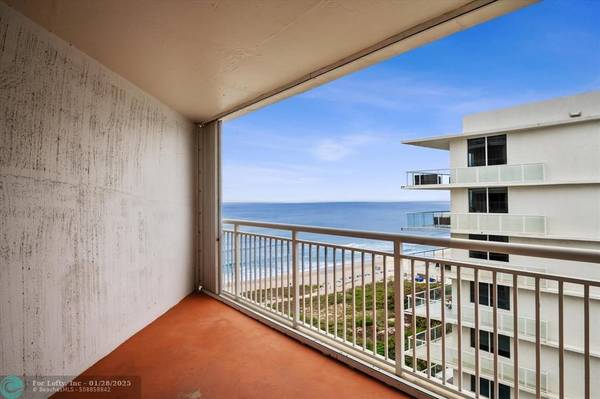 Pompano Beach, FL 33062,710 N Ocean Blvd  #1011