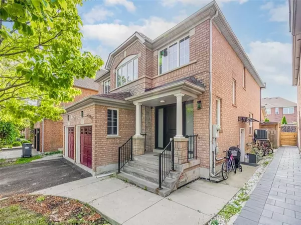 Mississauga, ON L5M 6K5,5930 BASSINGER PL