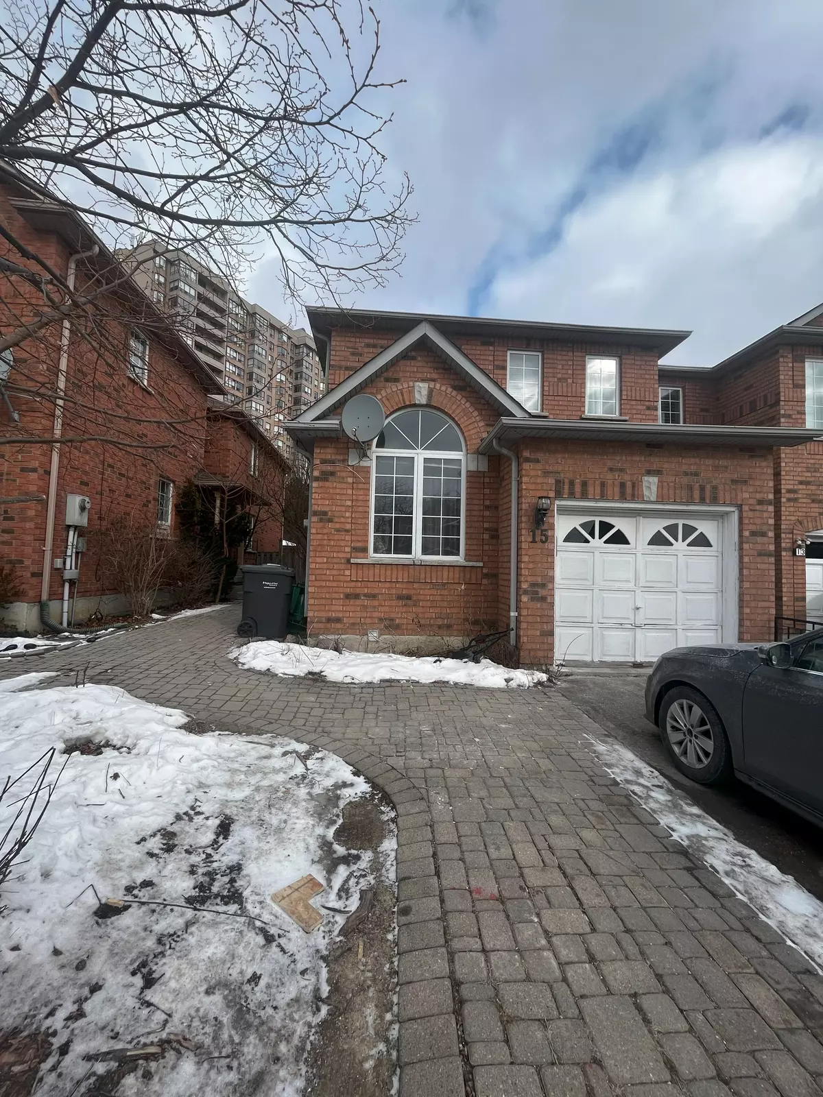 Brampton, ON L6Y 5G1,15 Berkindale CT