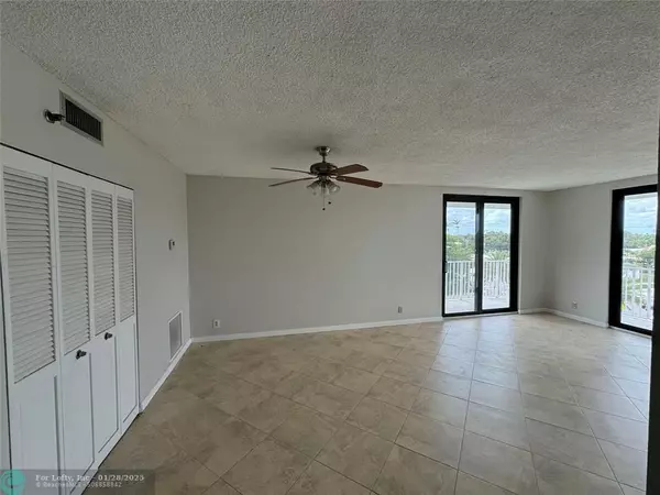 901 hillcrest  #401, Hollywood, FL 33021