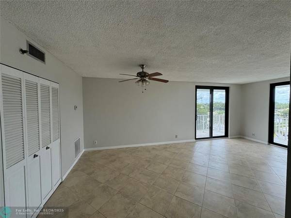 901 hillcrest  #401, Hollywood, FL 33021