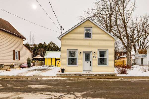 108 Thomas ST, Leeds And Grenville, ON K0G 1J0