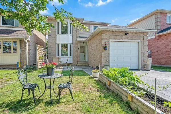 Kingston, ON K7K 6N1,8 RICHDALE CT