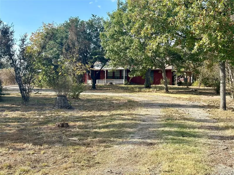 3902 Fm 1181, Ennis, TX 75119