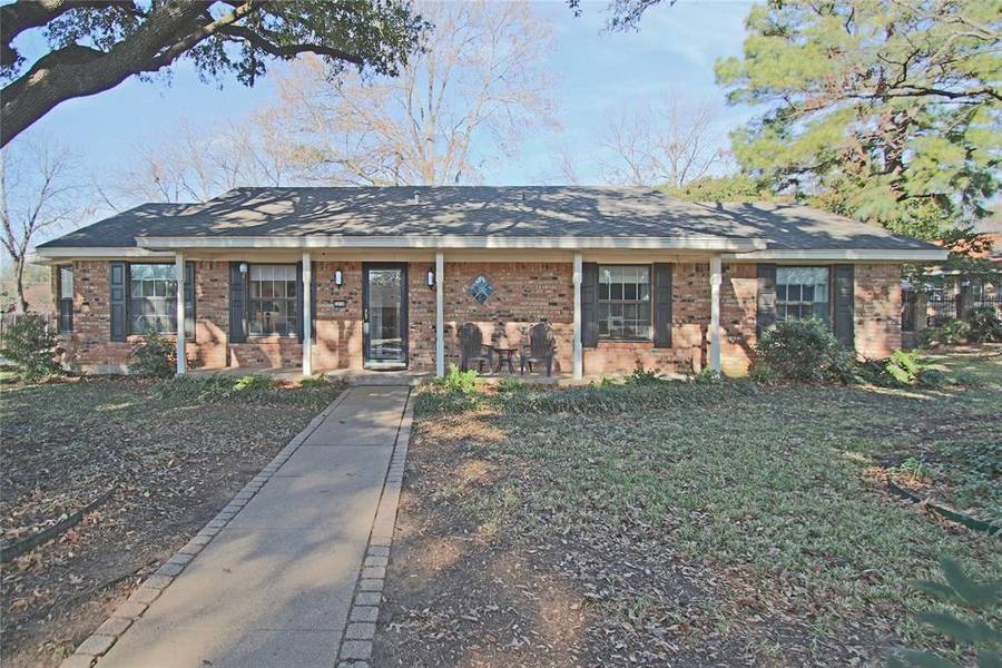 1210 Glenhaven Drive, Cleburne, TX 76033