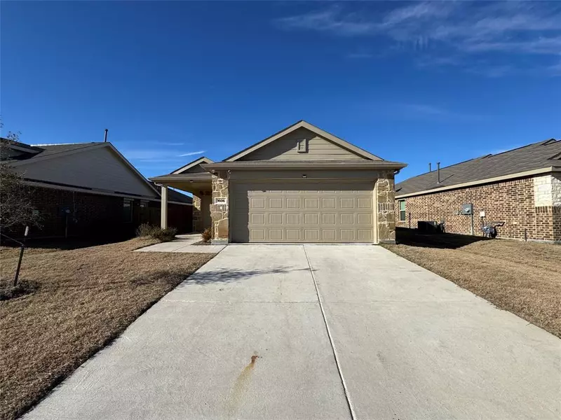 1606 Rosy Finch Drive, Forney, TX 75126