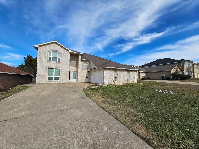 329 Tranquility Lane, Cedar Hill, TX 75104