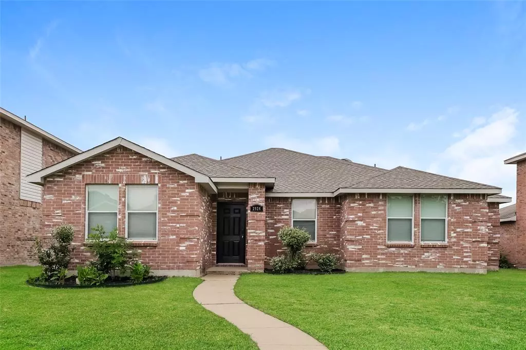 Lancaster, TX 75134,2924 Rising Crest Drive