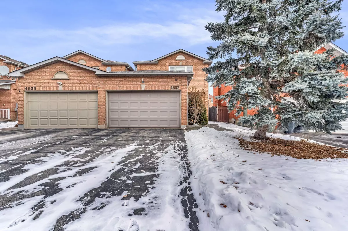 Mississauga, ON L5V 1G5,4637 Crosscreek CT