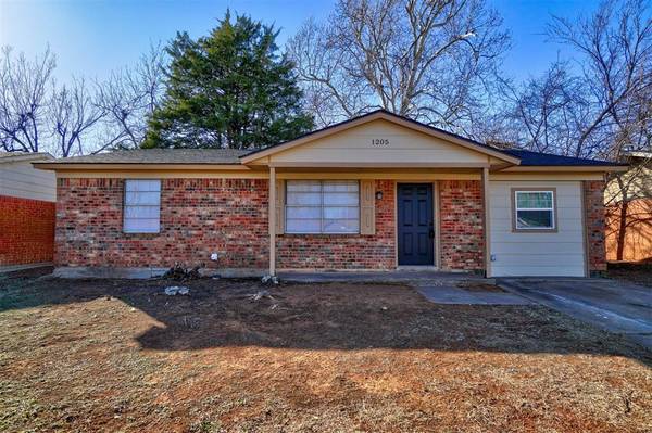 1205 Mcdonald Drive, Midwest City, OK 73130