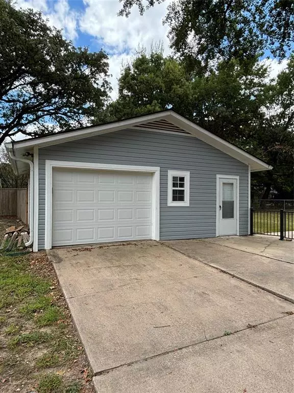 Gun Barrel City, TX 75156,131 Ocean Drive