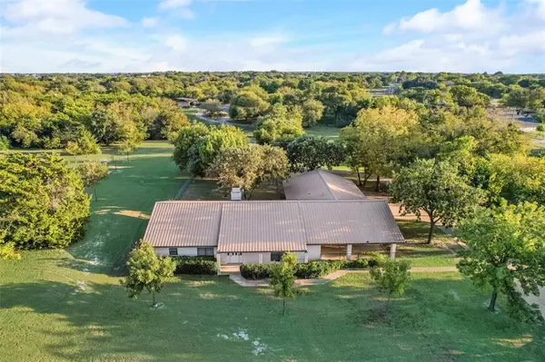 Midlothian, TX 76065,1210 Silver River Road