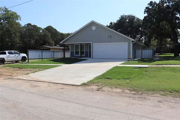 De Leon, TX 76444,324 W Labadie Avenue