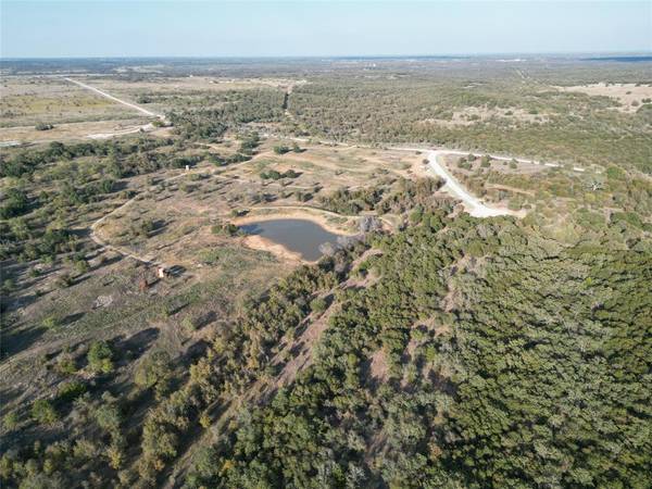 1602 County Line Road, Chico, TX 76431