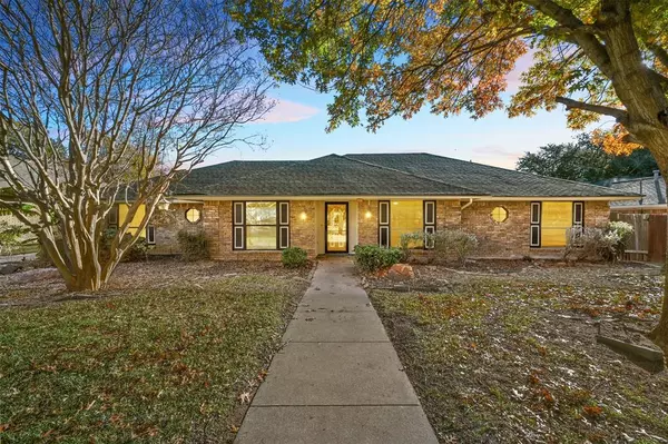 3417 Viscount Drive, Arlington, TX 76016