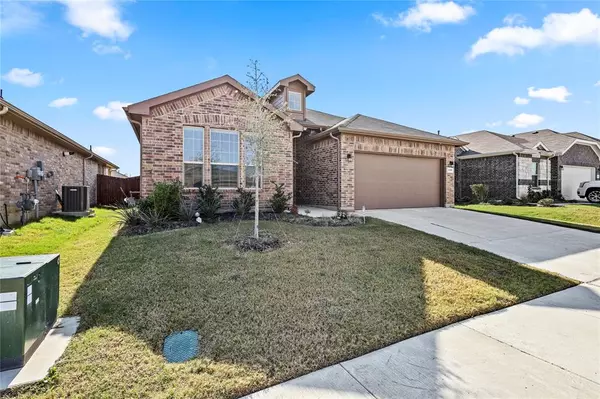 239 Mossy Cliff Lane, Fort Worth, TX 76052