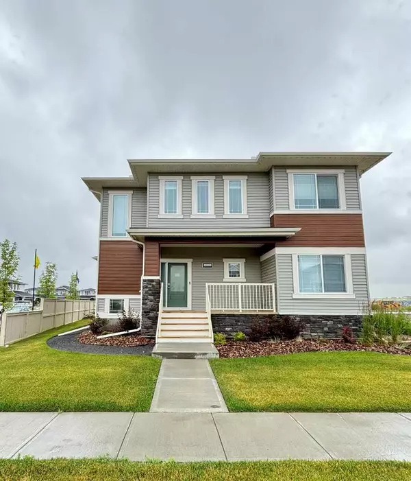 2773 Baywater LNDG Southwest, Airdrie, AB T4B 5K6