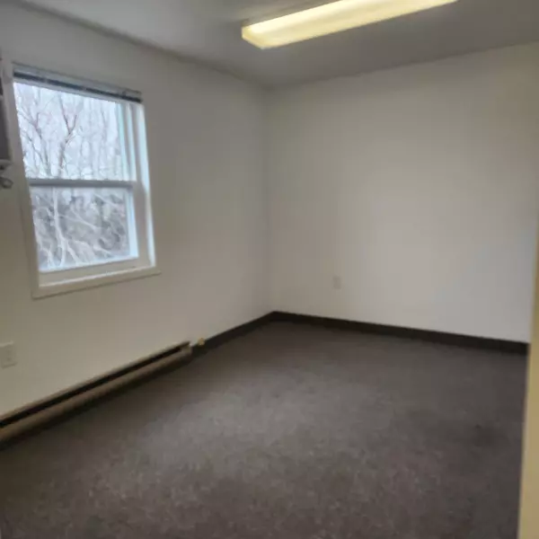 Oshawa, ON L1G 4W1,909 Simcoe ST N #203