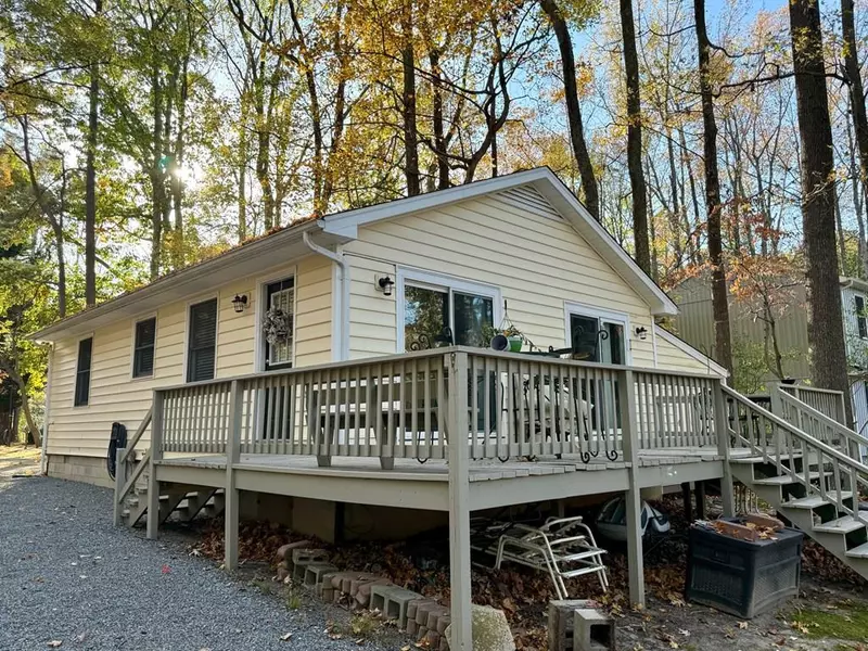 139 Florida DR, Heathsville, VA 22473