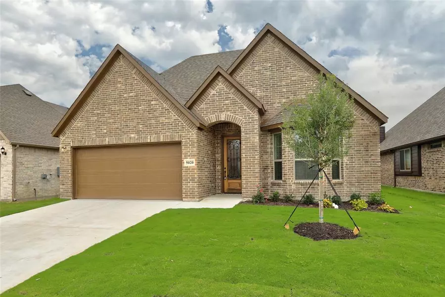 5020 De Berry Lane, Royse City, TX 75189