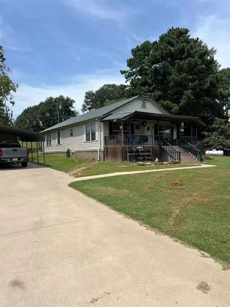 12073 County Road 3300, Brownsboro, TX 75756