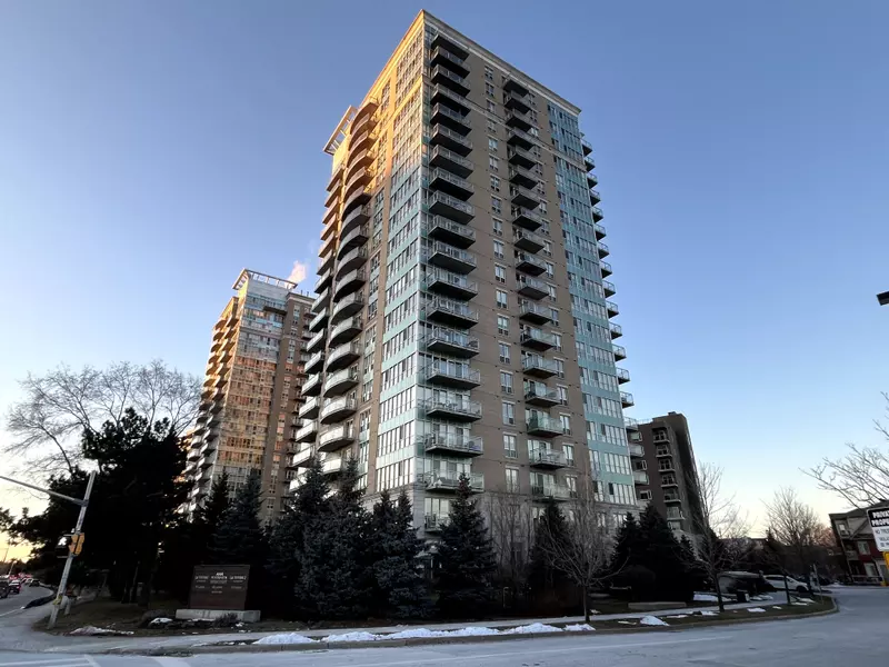 90 Landry ST #1205, Vanier And Kingsview Park, ON K1L 0A9