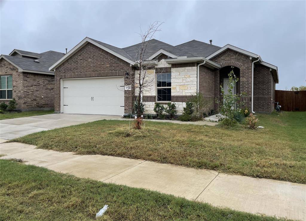 Fort Worth, TX 76179,8521 Centerboard Lane