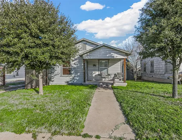 Fort Worth, TX 76104,921 E Ramsey Avenue