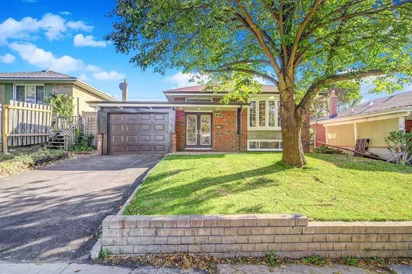 25 Kencliff CRES #Upper, Toronto E09, ON M1P 4E2