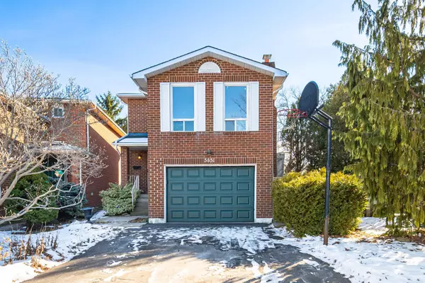 Mississauga, ON L5M 2P1,5851 Rayshaw CRES