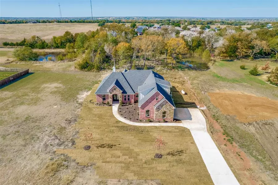 408 Shelby Trail, Bells, TX 75414