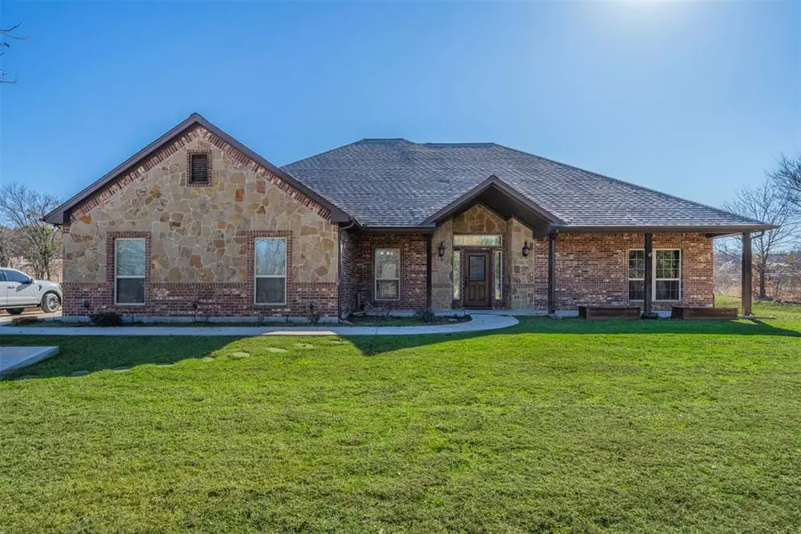 208 Wrigley Drive, Springtown, TX 76082