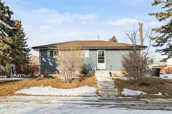 317 42 ST Southeast, Calgary, AB t2a3c2