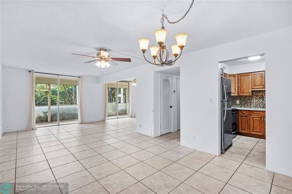 Deerfield Beach, FL 33441,777 SE 2nd Ave  #D121