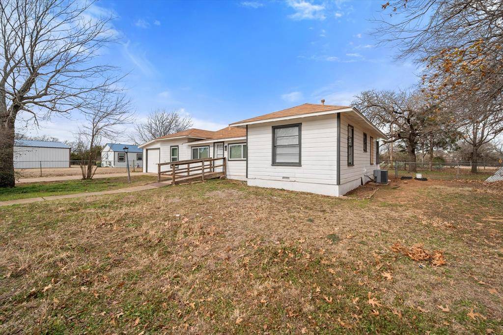 7420 Retta Mansfield Road, Mansfield, TX 76063