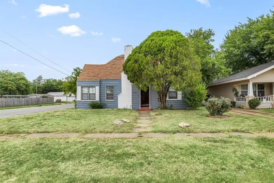 2014 Hayes Street, Wichita Falls, TX 76309