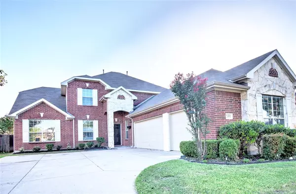 2451 Blanco Drive, Grand Prairie, TX 75052