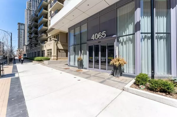 Mississauga, ON L5B 0L4,4065 Confederation Pkwy #4212